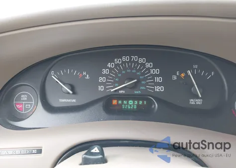 1998 Buick Century Custom из США, поврежденный, VIN 2G4WS52M8W1431857